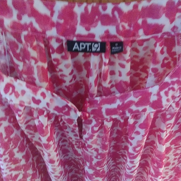 Apt.9 Summer top! - Picture 2 of 3